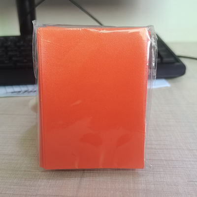 Des manches de cartes personnalisées pour les cartes de taille standard protègent vos précieuses cartes