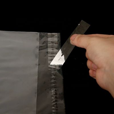 Sac en plastique poly durable pour vêtements Sac auto-adhésif à joint