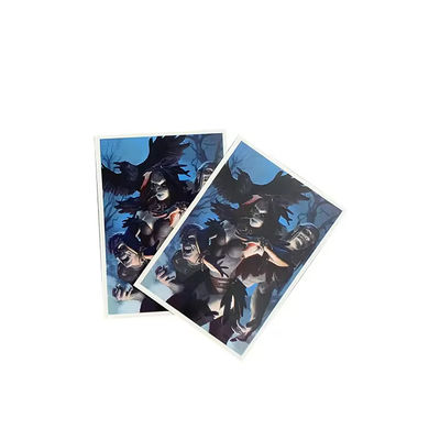 Manches de cartes de jeu Impression personnalisée Logo transparent en plastique Yugioh Mat épais Stockage de cartes de jeu