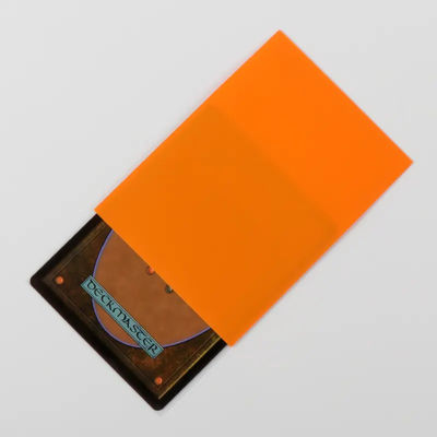 Personnalisez les détenteurs de jeux et de cartes de visite de différentes couleurs pour protéger les cartes dans toutes les directions